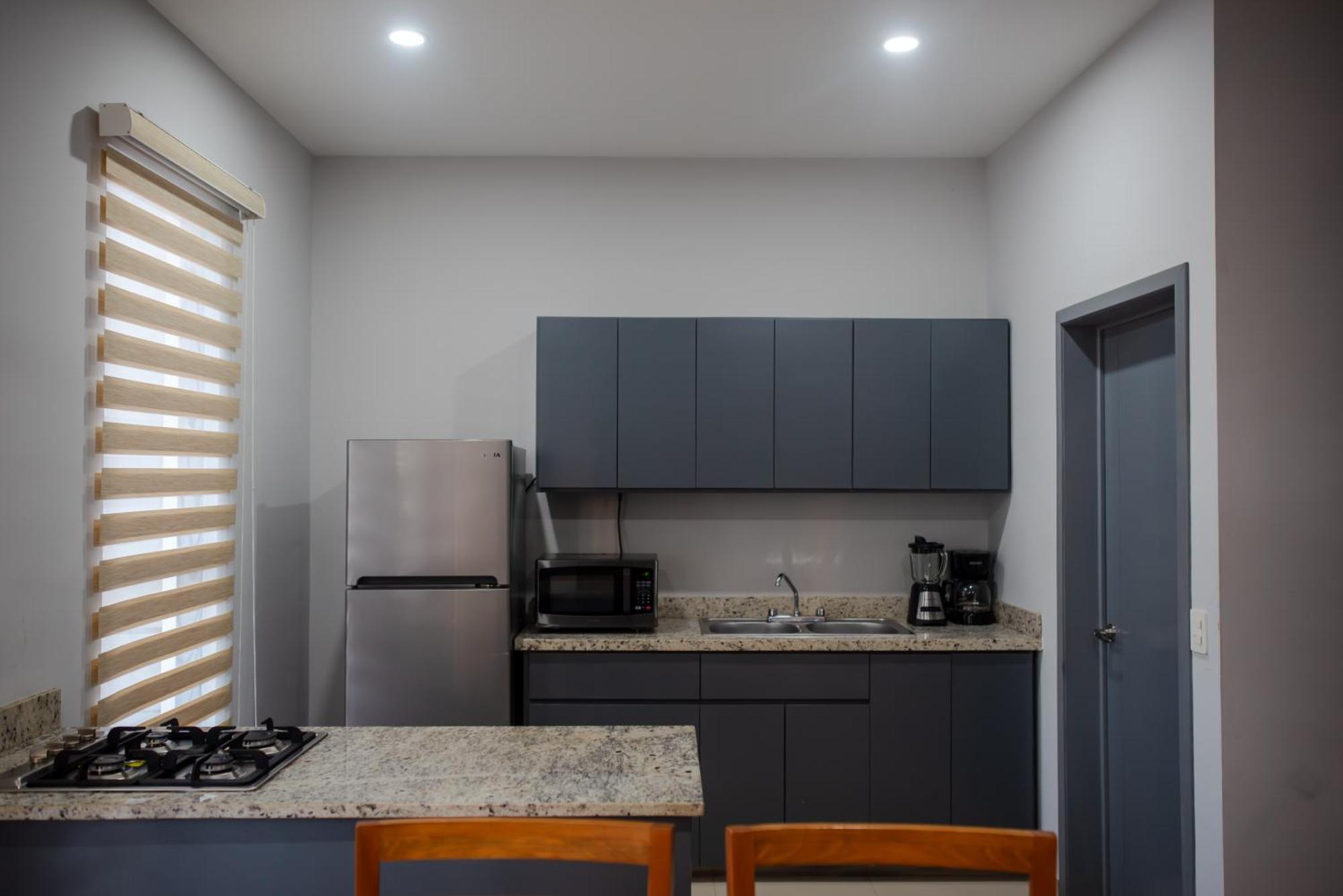 2Br/2Ba Condo 1 Block To Ocean! - Unit 3 Mazatlan Bagian luar foto